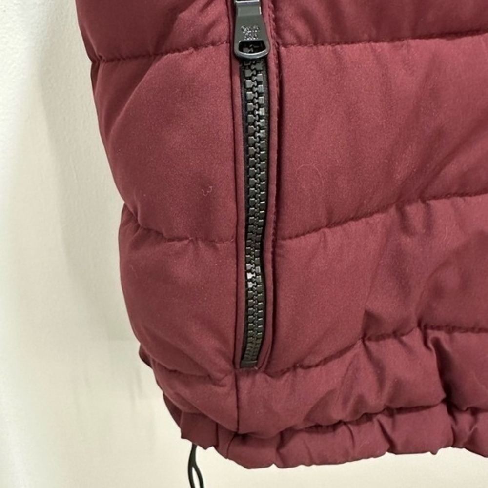 Calvin Klein womens Hooded Puffer Vest Burgundy‎ Quilted Zip Up XS - Picture 4 of 7
